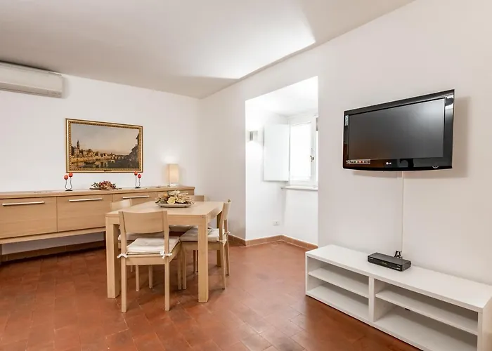 Torre Dei Giudi Apartments